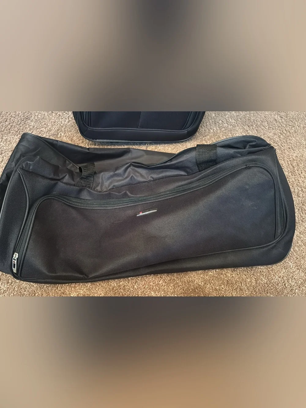 Men's Black Travel set NEW rolling suitcase and duffel, tote snd toiletry bags